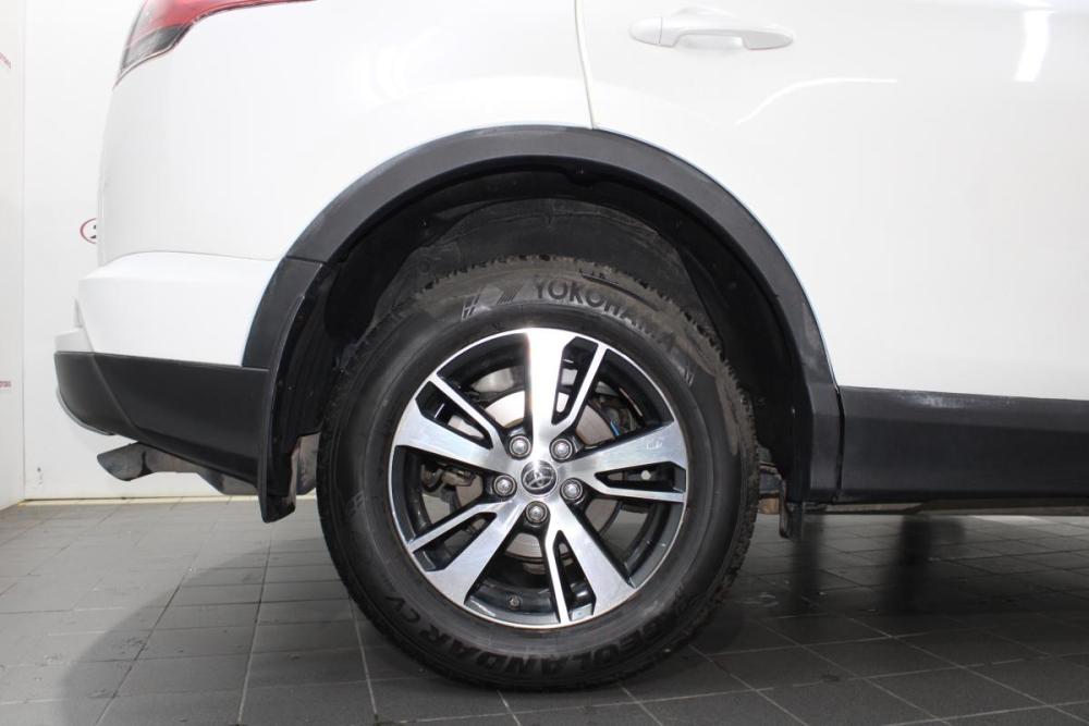 Toyota RAV4 IV (XA40) Рестайлинг Владивосток  - изображение 9
