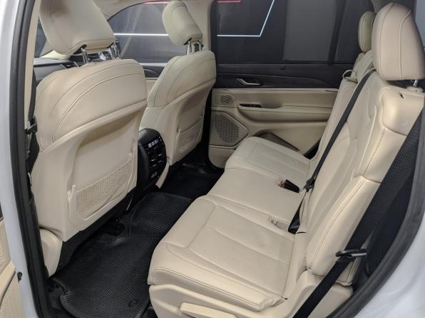Jeep Grand Cherokee V (WL) с пробегом 2022 года, цена 5 840 000 рублей, 67525 км, внедорожник, Автокод Объявления