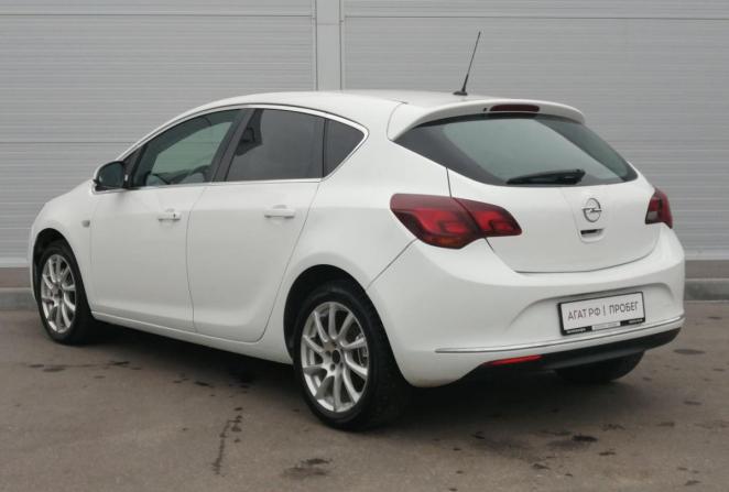 Opel Astra H Рестайлинг с пробегом 2014 года, цена 650 000 рублей, 171000 км, хэтчбек, Автокод Объявления