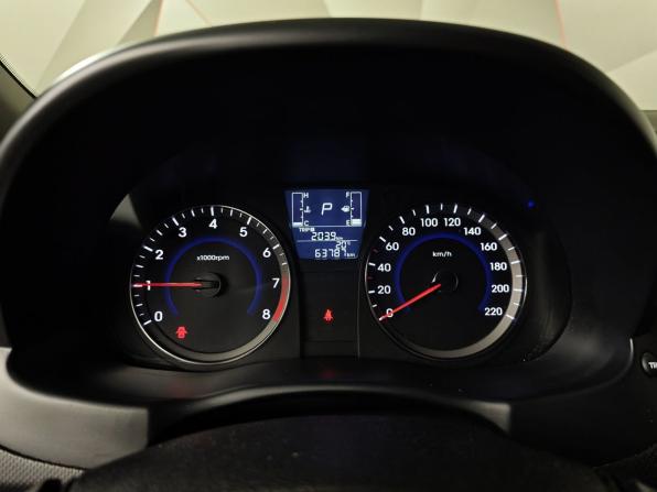 Hyundai Solaris I Рестайлинг с пробегом 2015 года, цена 1 195 000 рублей, 63785 км, седан, Автокод Объявления