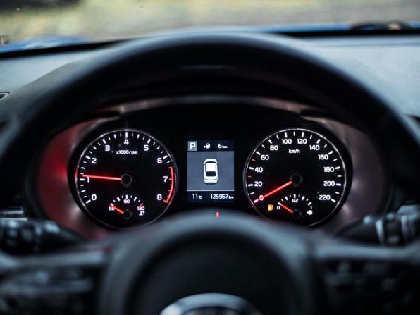 Kia Rio IV Рестайлинг с пробегом 2020 года, цена 1 305 000 рублей, 125717 км, седан, Автокод Объявления