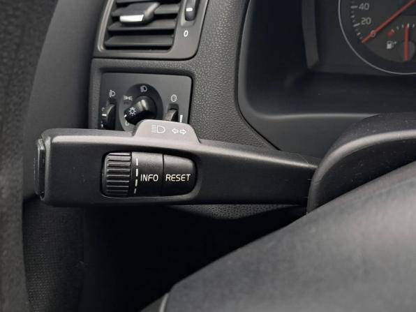 Volvo C30 I Рестайлинг с пробегом 2011 года, цена 679 000 рублей, 247051 км, хэтчбек, Автокод Объявления