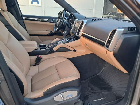 Porsche Cayenne II Рестайлинг (958) с пробегом 2015 года, цена 3 699 000 рублей, 119084 км, внедорожник, Автокод Объявления