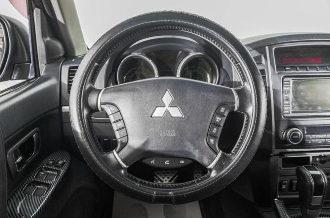 Mitsubishi Pajero IV Рестайлинг 1 с пробегом 2012 года, цена 2 049 000 рублей, 335000 км, внедорожник, Автокод Объявления