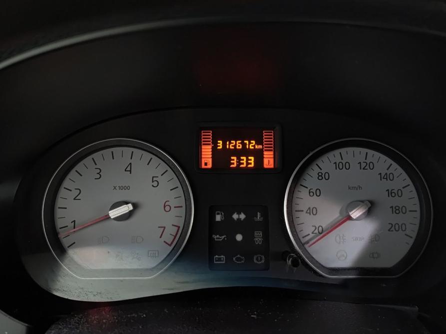 Renault Logan I Уфа  - изображение 16