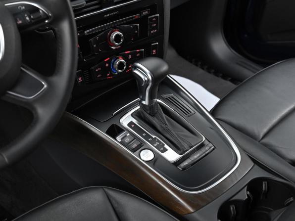 Audi Q5 I (8R) Рестайлинг с пробегом 2014 года, цена 1 749 000 рублей, 335000 км, внедорожник, Автокод Объявления