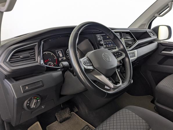 Volkswagen Multivan T6 Рестайлинг с пробегом 2021 года, цена 5 350 000 рублей, 94113 км, минивэн, Автокод Объявления