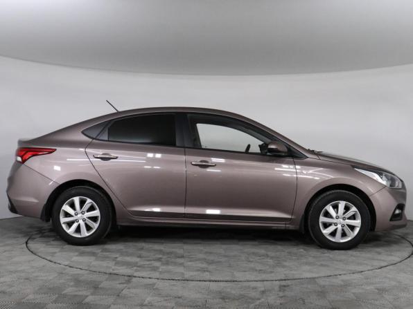 Hyundai Solaris II с пробегом 2018 года, цена 1 147 000 рублей, 212985 км, седан, Автокод Объявления