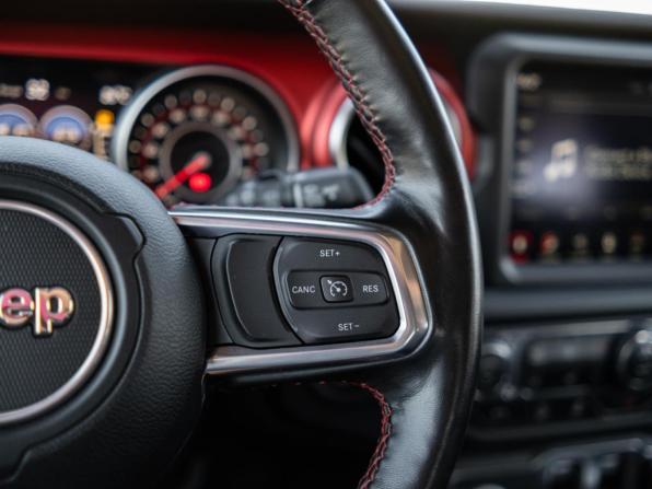 Jeep Wrangler IV (JL) с пробегом 2020 года, цена 5 099 000 рублей, 50956 км, внедорожник, Автокод Объявления