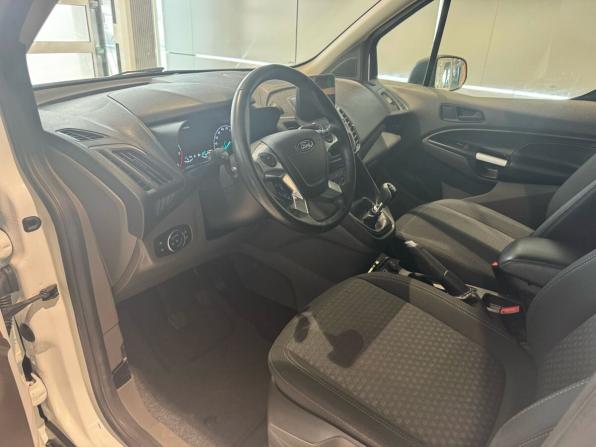 Ford Tourneo Connect II Рестайлинг с пробегом 2020 года, цена 1 999 000 рублей, 143000 км, компактвэн, Автокод Объявления