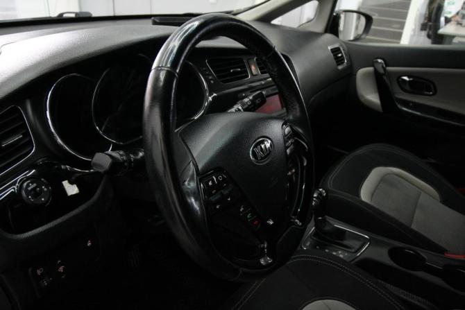 Kia Ceed II с пробегом 2012 года, цена 1 050 000 рублей, 166269 км, хэтчбек, Автокод Объявления