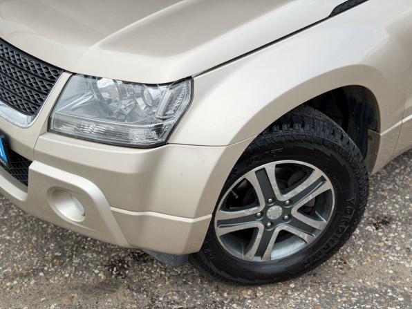 Suzuki Grand Vitara II Рестайлинг с пробегом 2011 года, цена 970 000 рублей, 73000 км, внедорожник, Автокод Объявления