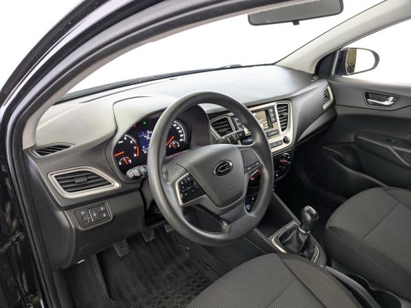 Hyundai Solaris II с пробегом 2019 года, цена 1 270 000 рублей, 79113 км, седан, Автокод Объявления