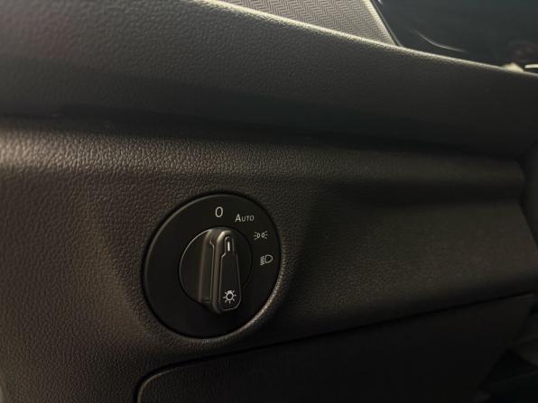 Volkswagen Jetta VII с пробегом 2019 года, цена 1 709 000 рублей, 133399 км, седан, Автокод Объявления