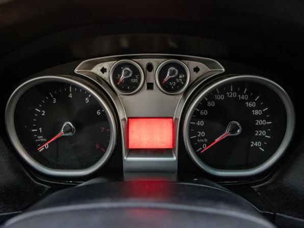 Ford Focus II Рестайлинг с пробегом 2008 года, цена 578 000 рублей, 146959 км, седан, Автокод Объявления