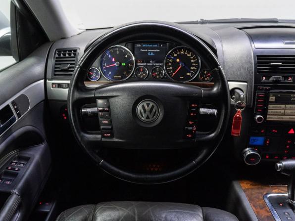 Volkswagen Touareg I Рестайлинг с пробегом 2008 года, цена 999 000 рублей, 272603 км, внедорожник, Автокод Объявления