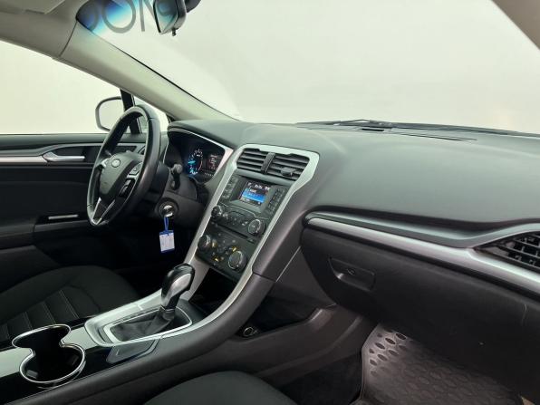 Ford Mondeo V с пробегом 2015 года, цена 1 190 000 рублей, 247070 км, седан, Автокод Объявления