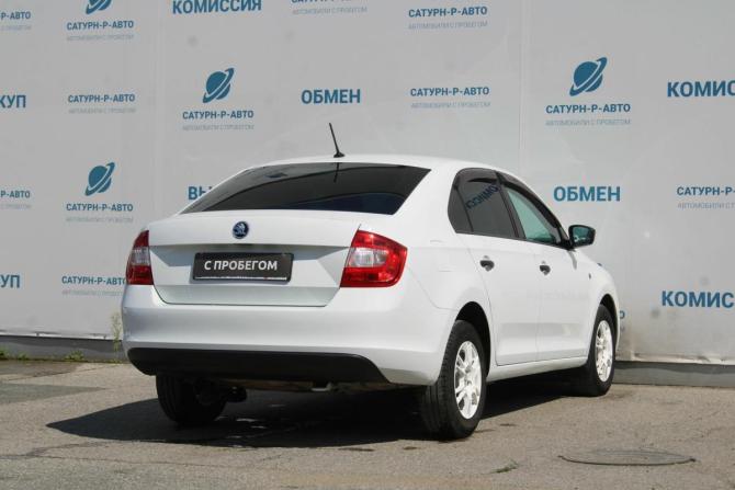 Skoda Rapid I с пробегом 2016 года, цена 1 095 000 рублей, 82000 км, лифтбек, Автокод Объявления