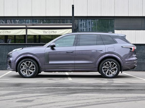 Lynk &amp; Co 09 с пробегом 2023 года, цена 5 625 000 рублей, 17500 км, внедорожник, Автокод Объявления
