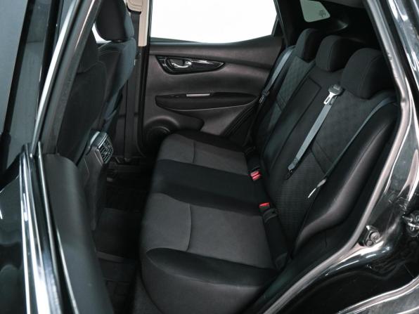 Nissan Qashqai II с пробегом 2017 года, цена 1 599 000 рублей, 142435 км, внедорожник, Автокод Объявления