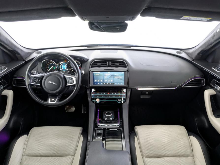 Jaguar F-Pace I Москва  - изображение 14