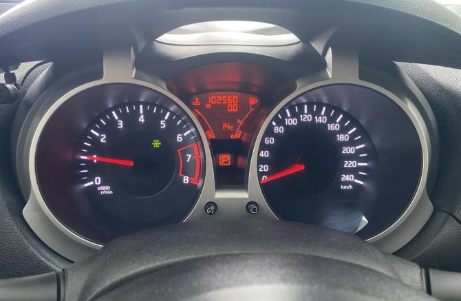 Nissan Juke I с пробегом 2011 года, цена 1 175 000 рублей, 102000 км, внедорожник, Автокод Объявления