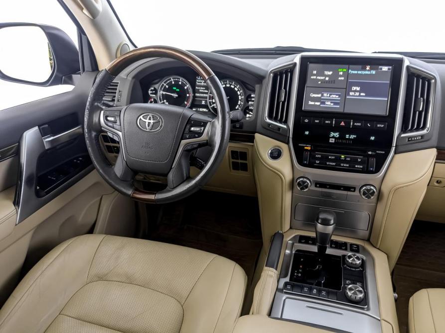 Toyota Land Cruiser 200 Series Рестайлинг 2 Москва  - изображение 30