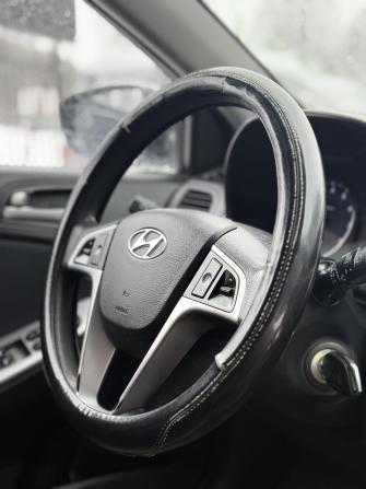 Hyundai Solaris I Рестайлинг с пробегом 2015 года, цена 919 000 рублей, 90000 км, хэтчбек, Автокод Объявления