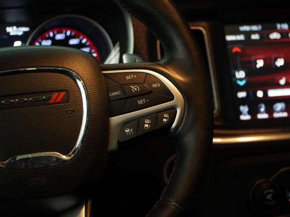 Dodge Charger VII (LD) Рестайлинг с пробегом 2015 года, цена 3 459 000 рублей, 141804 км, седан, Автокод Объявления