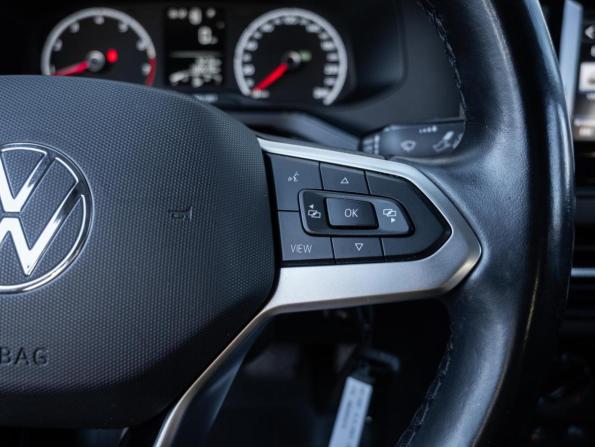 Volkswagen Polo VI с пробегом 2021 года, цена 1 360 000 рублей, 135579 км, лифтбек, Автокод Объявления