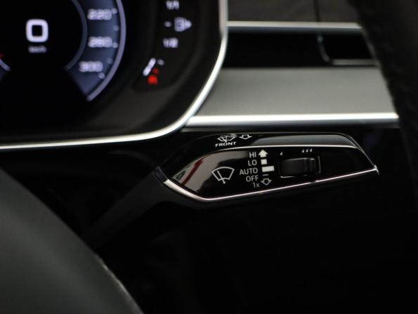 Audi A8 IV (D5) с пробегом 2019 года, цена 7 389 000 рублей, 28840 км, седан, Автокод Объявления