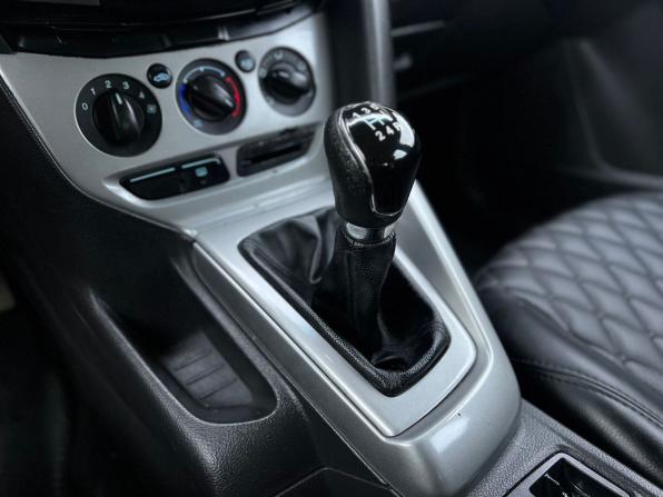 Ford Focus III с пробегом 2012 года, цена 667 000 рублей, 181791 км, универсал, Автокод Объявления