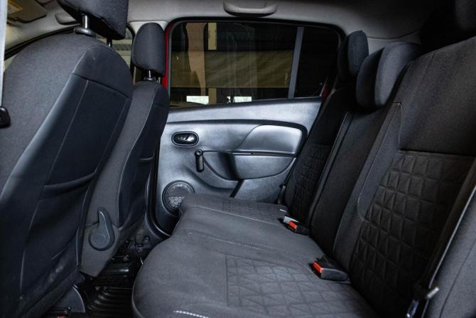 Renault Sandero II с пробегом 2015 года, цена 999 000 рублей, 114784 км, хэтчбек, Автокод Объявления