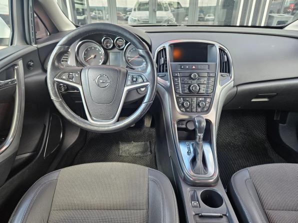 Opel Astra J с пробегом 2012 года, цена 520 000 рублей, 160500 км, хэтчбек, Автокод Объявления