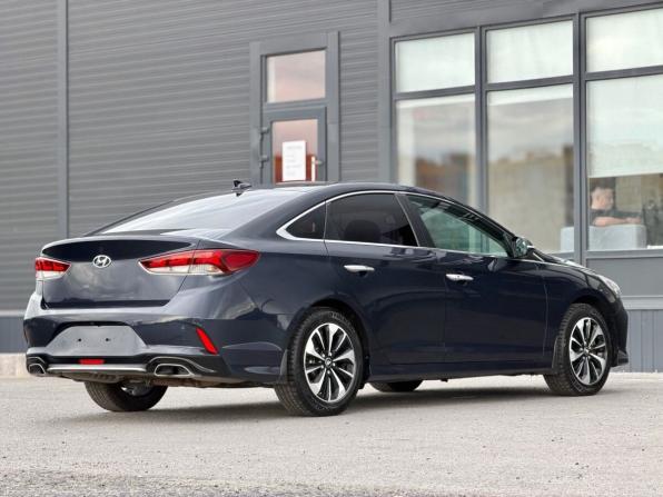 Hyundai Sonata VII (LF) Рестайлинг с пробегом 2017 года, цена 1 790 000 рублей, 125000 км, седан, Автокод Объявления