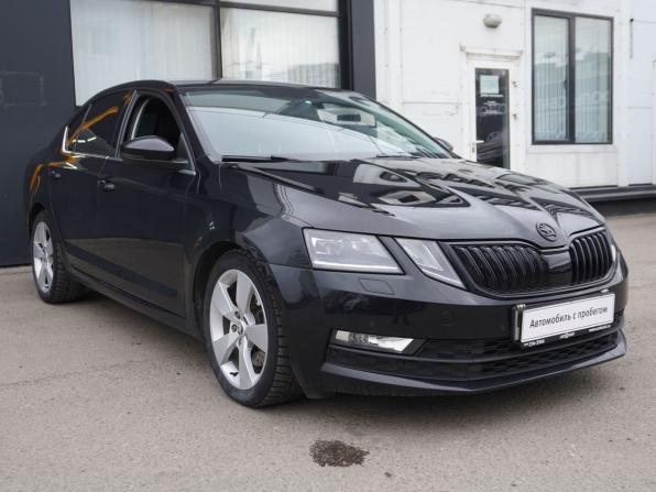Skoda Octavia III (A7) Рестайлинг с пробегом 2018 года, цена 1 663 000 рублей, 243732 км, лифтбек, Автокод Объявления