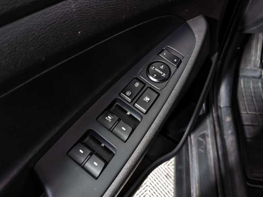 Hyundai Tucson III Санкт-Петербург  - изображение 10