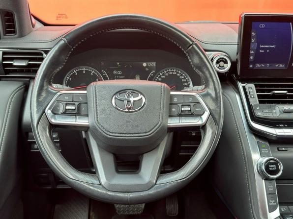 Toyota Land Cruiser 300 Series с пробегом 2021 года, цена 12 100 000 рублей, 66400 км, внедорожник, Автокод Объявления