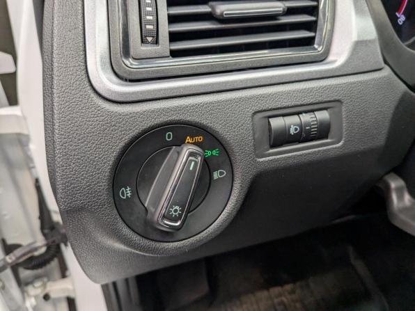 Skoda Rapid I Рестайлинг с пробегом 2019 года, цена 875 000 рублей, 162718 км, лифтбек, Автокод Объявления