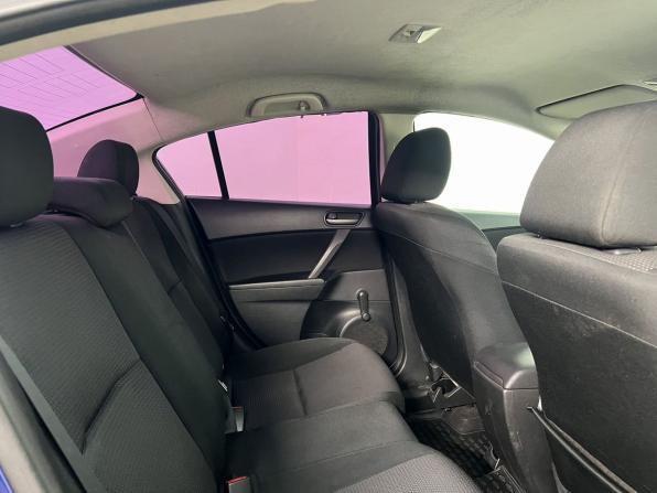 Mazda 3 II (BL) Рестайлинг с пробегом 2011 года, цена 890 000 рублей, 220641 км, седан, Автокод Объявления