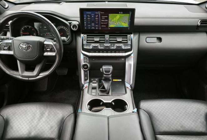 Toyota Land Cruiser 300 Series с пробегом 2021 года, цена 11 200 000 рублей, 37471 км, внедорожник, Автокод Объявления