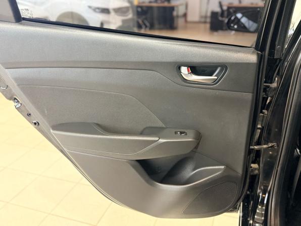 Hyundai Solaris II с пробегом 2019 года, цена 1 189 000 рублей, 109200 км, седан, Автокод Объявления