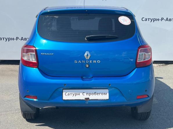 Renault Sandero II с пробегом 2018 года, цена 845 000 рублей, 178772 км, хэтчбек, Автокод Объявления