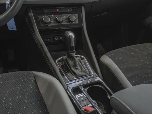 Jetta VS5 I Рестайлинг с пробегом 2022 года, цена 1 790 000 рублей, 41621 км, внедорожник, Автокод Объявления