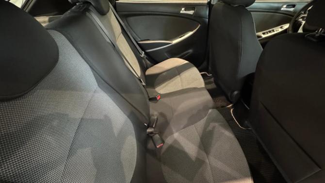 Hyundai Solaris I с пробегом 2013 года, цена 650 000 рублей, 151854 км, хэтчбек, Автокод Объявления