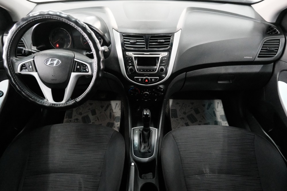 Hyundai Solaris I Рестайлинг Омск  - изображение 16