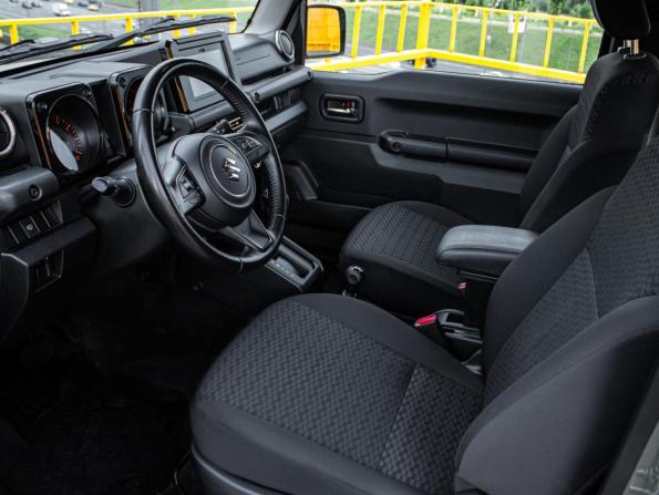 Suzuki Jimny IV с пробегом 2021 года, цена 2 999 000 рублей, 64691 км, внедорожник, Автокод Объявления