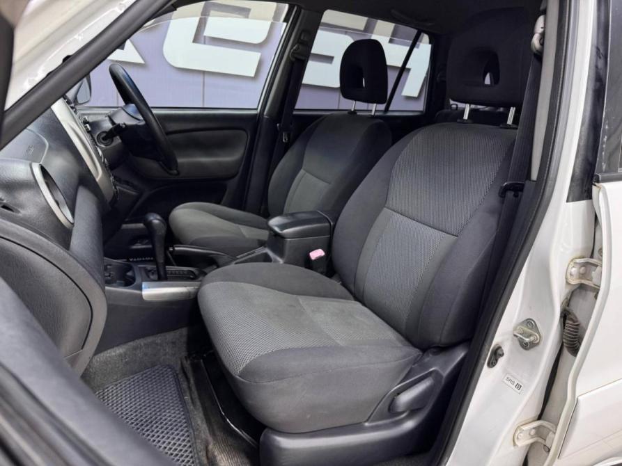 Toyota RAV4 II (XA20) Рестайлинг Благовещенск  - изображение 20