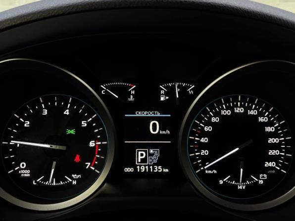 Toyota Land Cruiser 200 Series Рестайлинг 1 с пробегом 2012 года, цена 3 835 000 рублей, 188000 км, внедорожник, Автокод Объявления