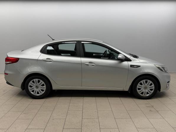 Kia Rio III Рестайлинг с пробегом 2015 года, цена 828 000 рублей, 130368 км, седан, Автокод Объявления